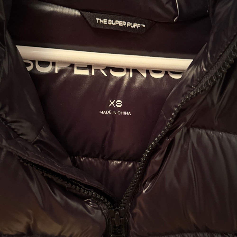 Aritzia SuperSnug Puff Hi-Gloss - Picture 10 of 11